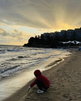 Foto des Tages: Sundowner am Mittelmeer im April