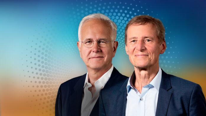 Harald Schmidt und Prof. Dr. Ulrich Hegerl, Vorstandsvorsitzender der Stiftung Deutsche Depressionshilfe und Suizidprävention / Weiterer Text über ots und www.presseportal.de/nr/6561 / Die Verwendung dieses Bildes für redaktionelle Zwecke ist unter Beachtung aller mitgeteilten Nutzungsbedingungen zulässig und dann auch honorarfrei. Veröffentlichung ausschließlich mit Bildrechte-Hinweis. Bildrechte: Marcus Simaitis/Martin Jehnichen Fotograf: Marcus Simaitis/Martin Jehnichen