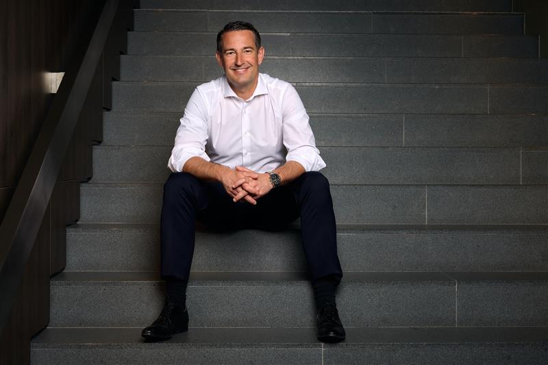 GNTM-Finalistin Nicole Reitbauer neu in der Jury für das Model-Casting der ELORA Fashion Show im MELIÁ Frankfurt City 2 Elora Fashion Show / Bastian Becker, General Manager MELIÁ Frankfurt City