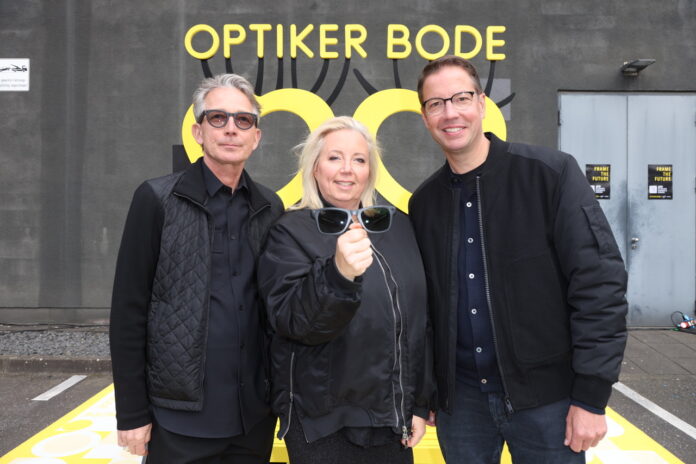 Frank Walenda, EssilorLuxottica, Sybille und_Carsten Bode GF Optiker Bode Copyright: Optiker Bode / Wallocha
