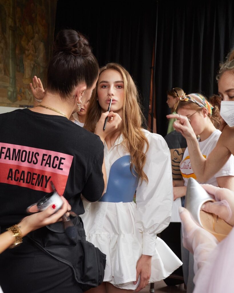 GNTM-Finalistin Nicole Reitbauer neu in der Jury für das Model-Casting der ELORA Fashion Show im MELIÁ Frankfurt City 4 Die Looks der Elora Fashion Show werden von der renommierten FAMOUS FACE ACADEMY gestylt