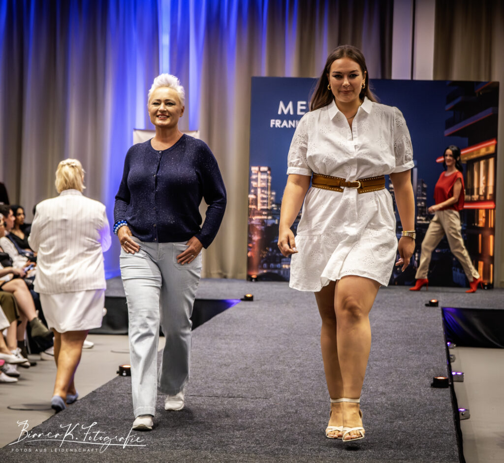 Wie muss ein Model sein? ELORA Fashion Show im MELIÁ Frankfurt City 5 Models Elora Fashion Show Copyright: Dirk Gier