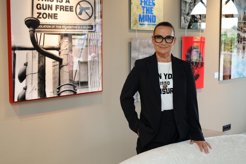 Kunst, Gespräche und Sylter Sommerflair: Jenny Jürgens feiert Vernissage auf Sylt 5 Jenny Juergens Copyright: PETERSEN RELATIONS / syltpress