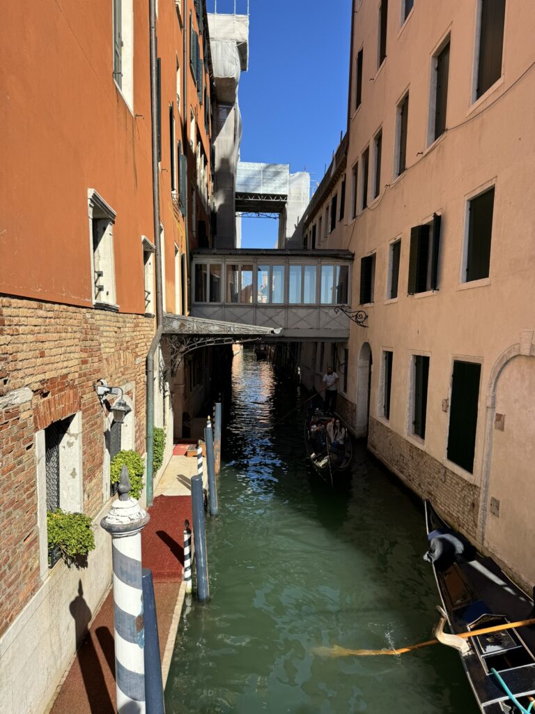 Die schönen Häuser von Venedig – Architektur zwischen Geschichte und Romantik 1 Häuser in Venedig Copyright: Janes Magazin / Jane Uhlig