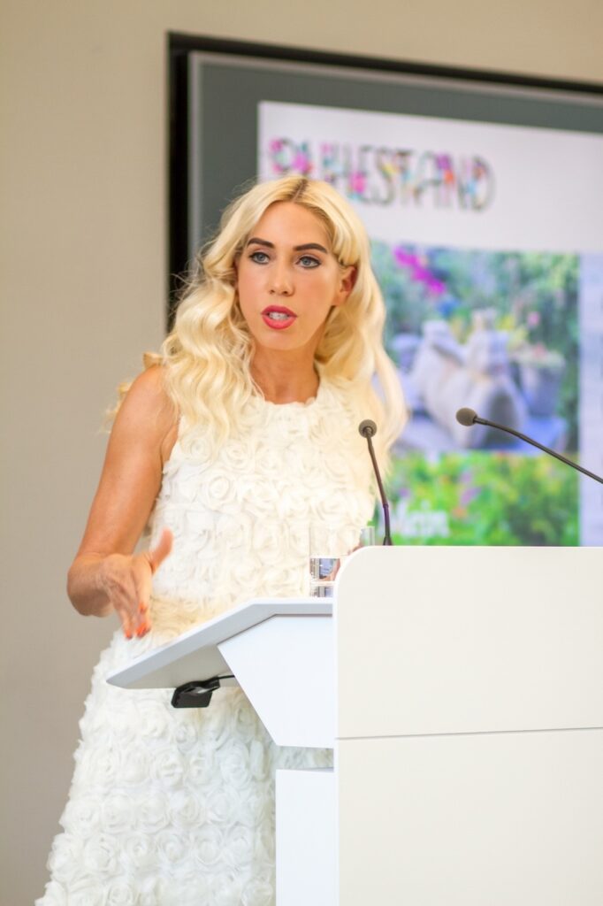 Was wirklich wichtig ist im Leben - Speaker Jane Uhlig - Deutsche Bundesbank 1 Was wirklich wichtig ist im Leben Speakerin Jane Uhlig in der Deutschen Bundesbank Copyright: Ralph Rosenberger