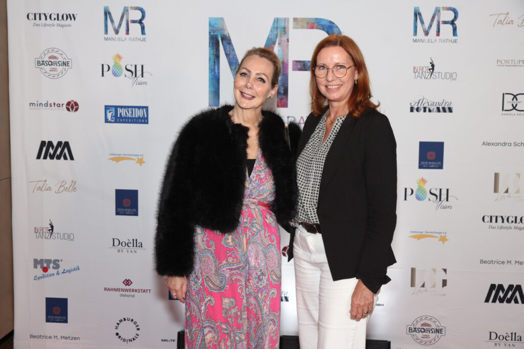Red Carpet, &Glamour: Manuela Rathje feiert ihr Kunstsoirée „ICEBREAKER“ 2 Kiki Fehlauer, Conny Kramer - beide Hamburger Sternschnuppe