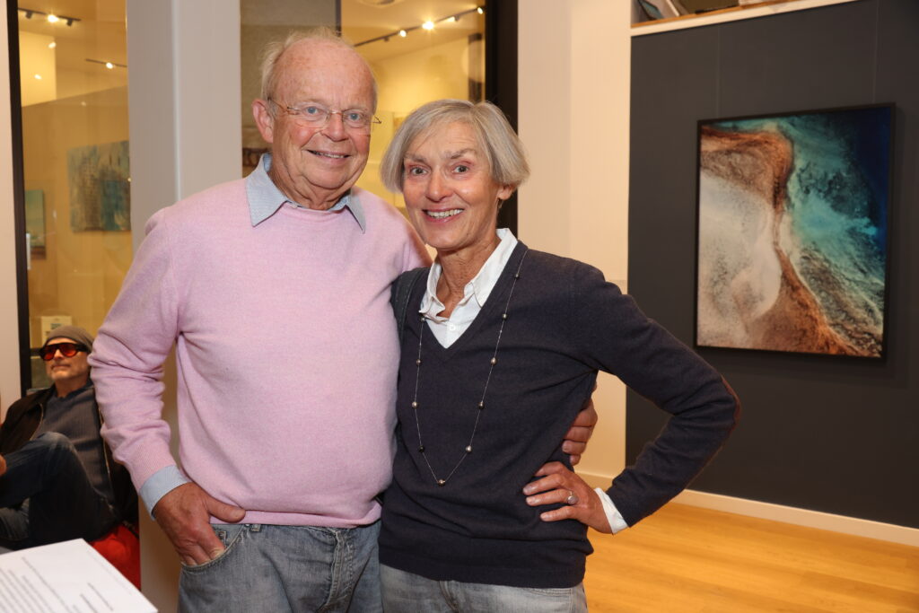 Über den Dingen – Kevin Krautgartner zeigt „ARTWORK SELECTION“ in Hamburg 5 Dr_Bernd_und_Dr_Christine_Onken