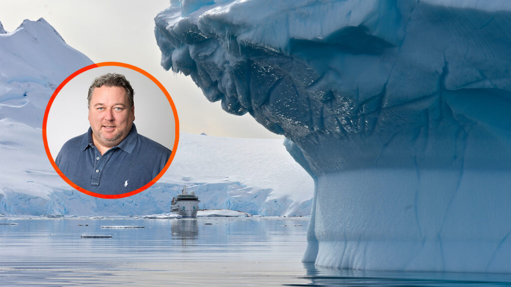 Expeditionsreisen Arktis, Antarktis: Nicolas Kitzki, CEO von IKARUS TOURS und PolarNEWS, gibt exklusive Einblicke in neue Routen 1 Expeditionsreisen im Fokus: Nicolas Kitzki (IKARUS TOURS / PolarNEWS) über Trends in Arktis und Antarktis – das Schiff „Greg Mortimer“ steht für eine neue Generation moderner Polarreisen.
© Sergei Andronov