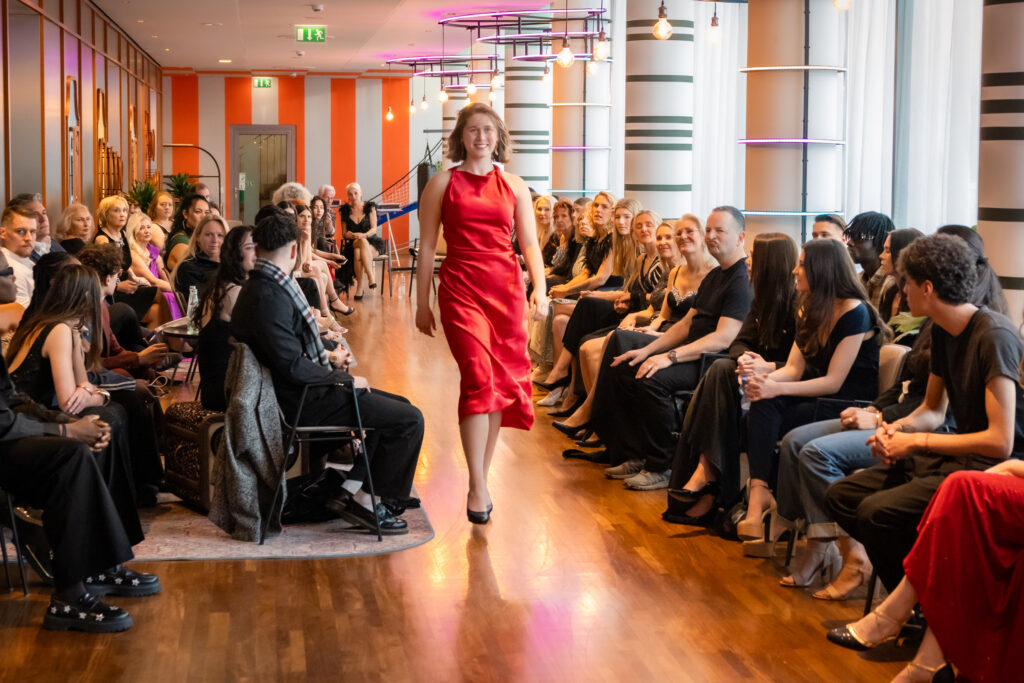 ELORA Fashion Show 2026: Neue Schönheitsideale erobern Frankfurt 1 Elora Fashion Show Avani Frankfurt City Model Casting by Jane Uhlig Copyright: Fabian Otto