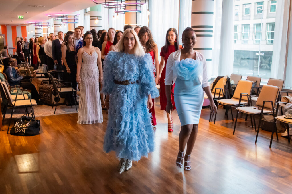 ELORA Fashion Show 2026: Neue Schönheitsideale erobern Frankfurt 14 AVANI Frankfurt City Elora Fashion Show: Model Casting V.I.P. Art-& Fashion Photographer Fabian Otto