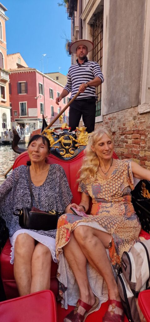 Venedig – Eine märchenhafte Reise zwischen Wasser, Palazzi und italienischer Magie 12 20240925 1423526270700787461643226 Janes Magazin