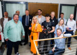 Ikarus Tours Presse-Frühstück CEO Nikolas Kitzki mit zahlreichen Journalisten im Rundgang durch das Gebäude – mit dabei Volker Strecke, Ralf Huber, Jane Uhlig