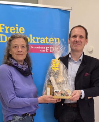 Politik für das Notwendige und MachbareFDP Haar setzt auf Kontinuität und neue Impulse: Dr. Peter Siemsen bleibt Ortsvorsitzender