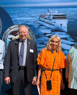 Expeditionsreisen im Aufwind: IKARUS TOURS und PolarNEWS begeistern beim Pressefrühstück mit exklusiven Einblicken in Arktis und Antarktis