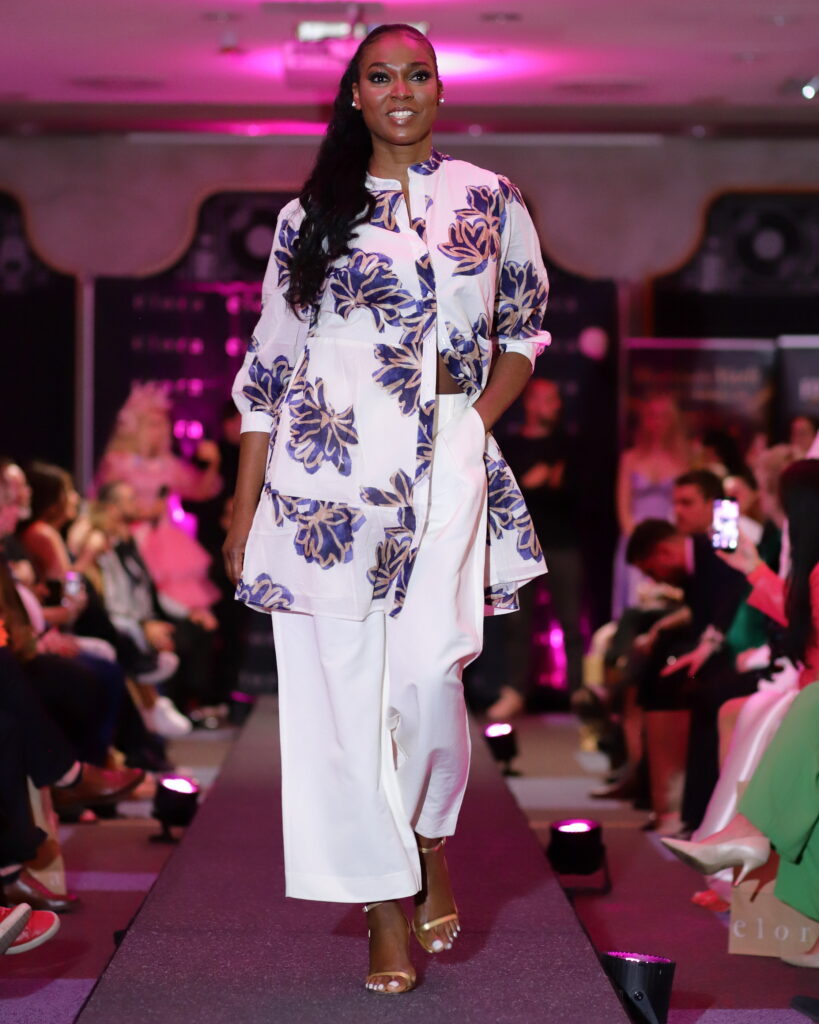 ELORA Fashion Show begeisterte mit grandioser Sommerkollektion in Frankfurt 25 Elora Fashion Show Foto Klaus Brossler