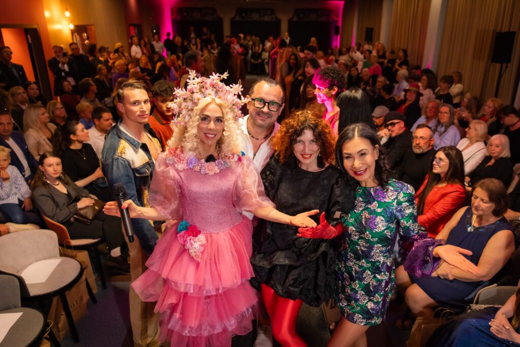 ELORA Fashion Show Frankfurt 2026: Designerin Vlada Dizik begeistert mit glamouröser Couture 22 img 1794 Janes Magazin