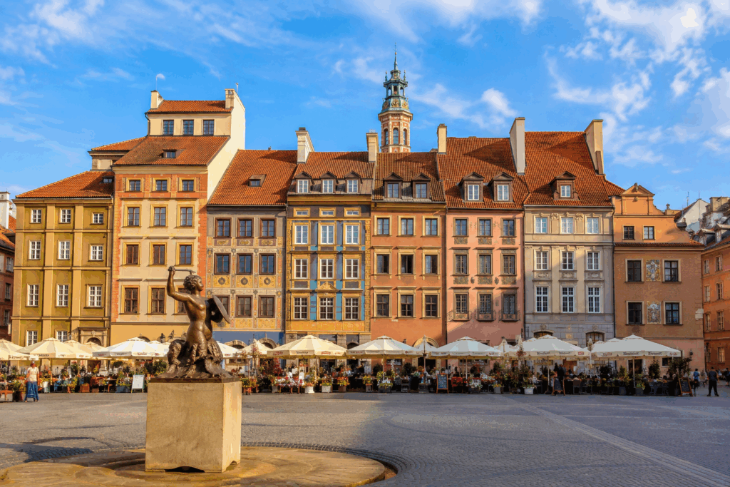 Warschau – Die Stadt, die aus Trümmern zur modernen Metropole Europas wurde 2 d90b7b40 8583 4286 95f5 72dce0b657d7 Janes Magazin