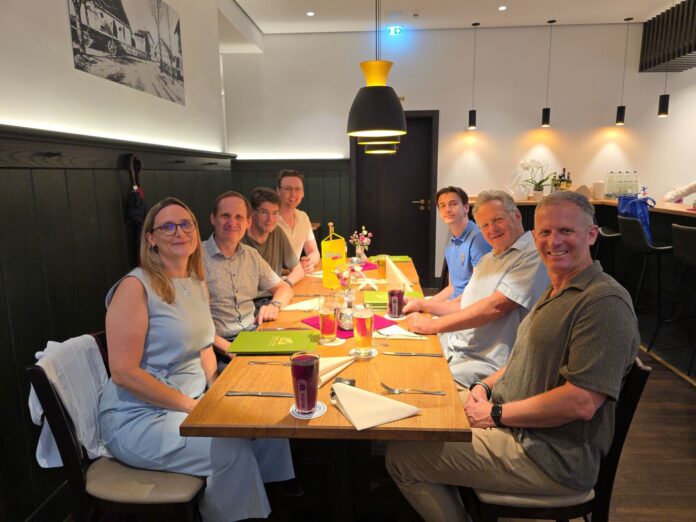 Lebendige Demokratie bot der liberale Sommerstammtisch der FDP in Haar am 15. Juli 2026. (Foto: FDP Haar)